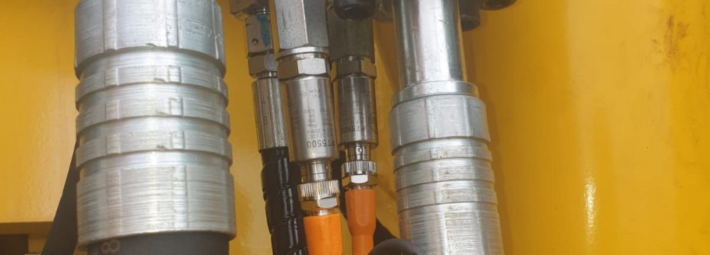 supply and install an Xwatch XW4 LMC , lorry mounted crane slew and height limiter to a Hiab with 17metres of telescoping sections for Explore Plant. 