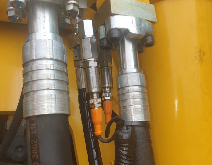 supply and install an Xwatch XW4 LMC , lorry mounted crane slew and height limiter to a Hiab with 17metres of telescoping sections for Explore Plant. 