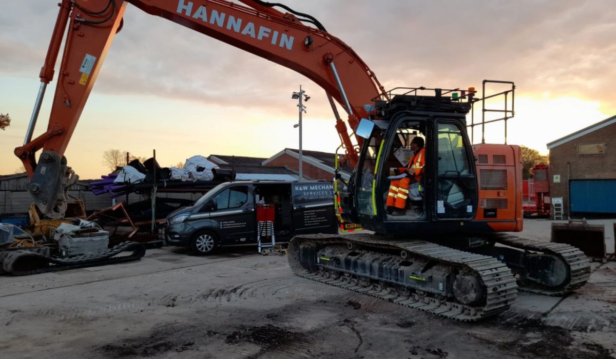 Xwatch XW2 installs carried out on a Hitachi ZX135 & Hitachi ZX225