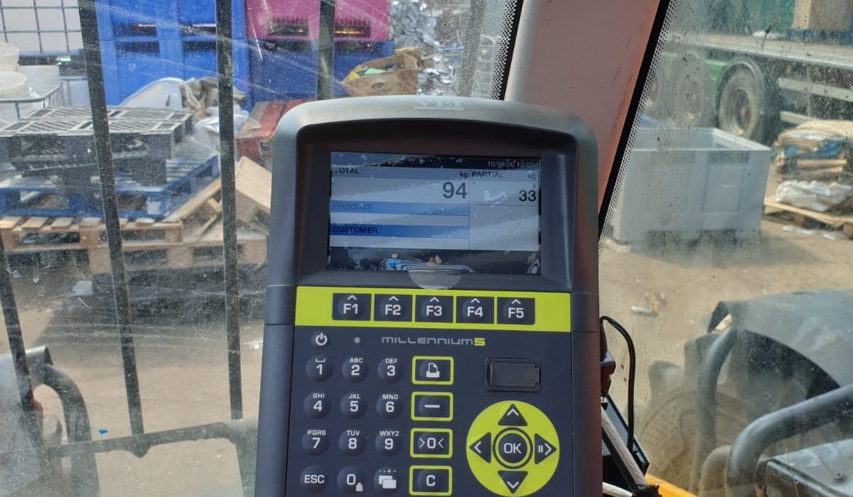 Recent install on a JCB teletruck including wireless data to the Weighbridge, customer can monitor individual and multiple loads.