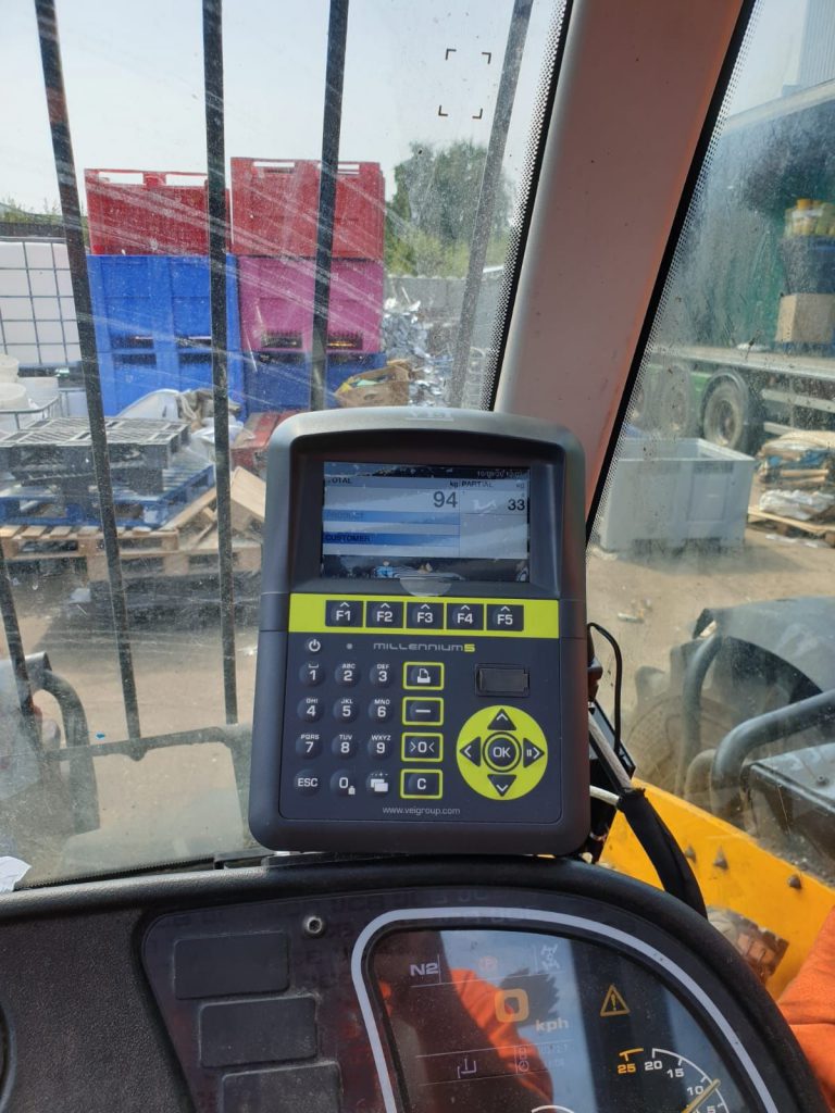 Recent install on a JCB teletruck including wireless data to the Weighbridge, customer can monitor individual and multiple loads.