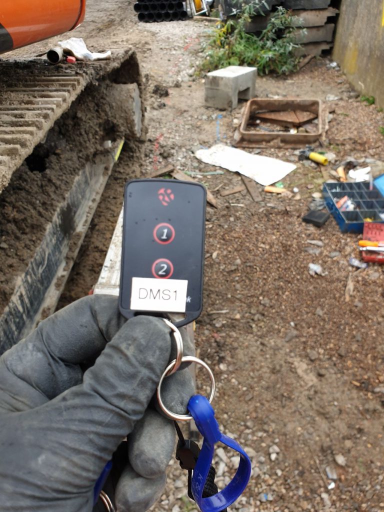 Humber Bridge as a backdrop for this Xwatch XW2 rated capacity indicator c/ w height limit on a Volvo EWR150e with TAB boom.