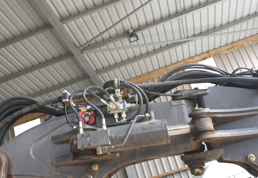 Mecalac 8MCR fitted with an Xwatch SS1 height limiter for DA Bishop 