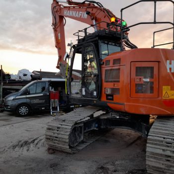 Xwatch XW2 installs carried out on a Hitachi ZX135 & Hitachi ZX225